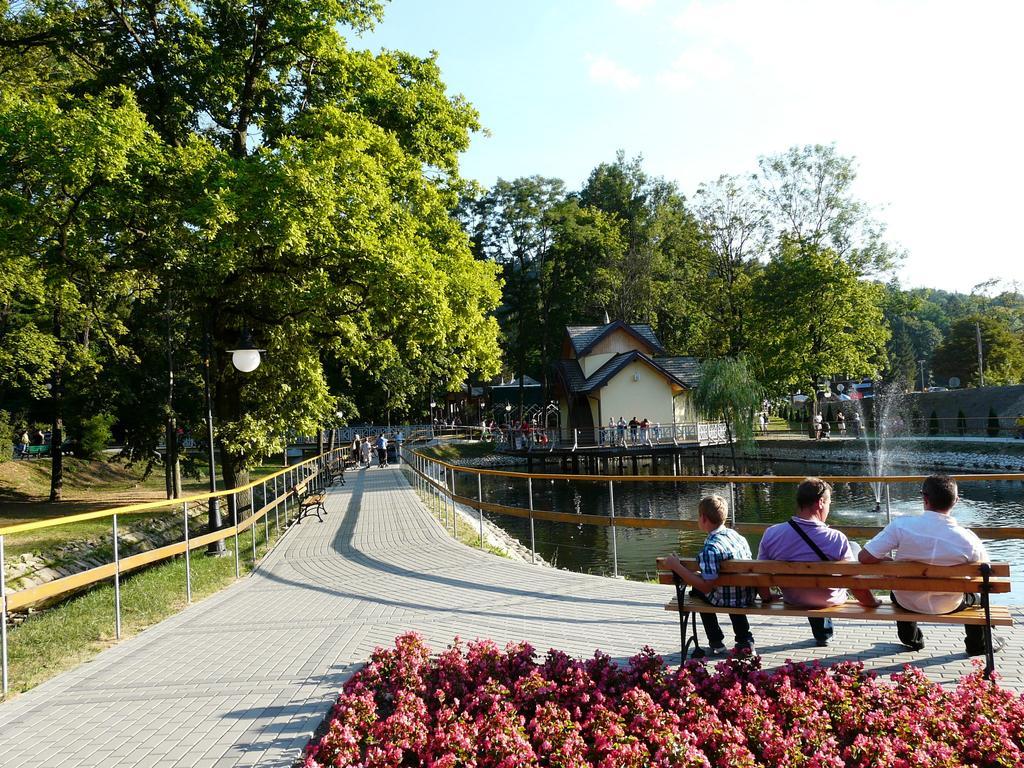 Villa Asturia Rymanów-Zdrój エクステリア 写真